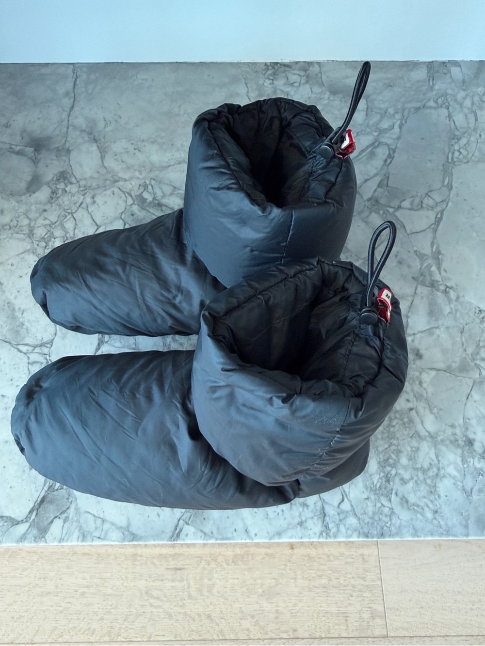 Hunter Down-filled Puffer Boot Liner/Socks - Picture 3 of 10